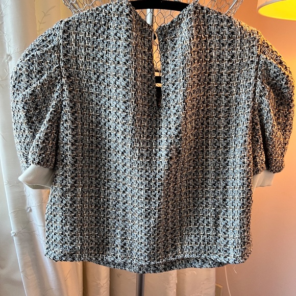 Zara Tweed Top with Pearl Buttons and Puff Sleeves - Picture 4 of 5